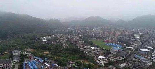 大疆8名技術(shù)人員攜多款無人機(jī)馳援四川地震，科技建模助力高效搜救